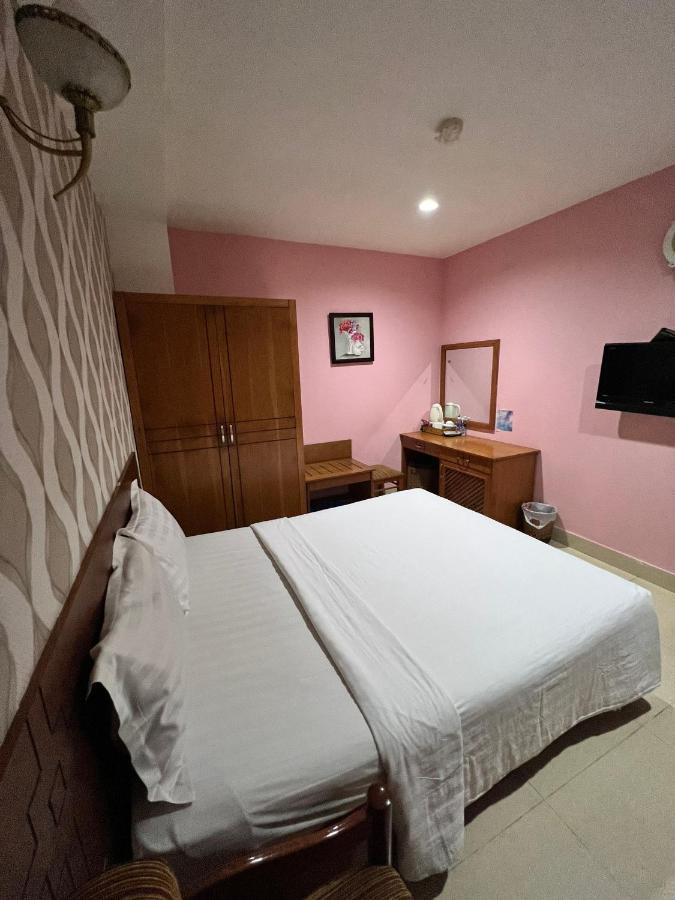 הו צ'י מין סיטי Bunny - Valentine Hotel - Bui Vien Street מראה חיצוני תמונה